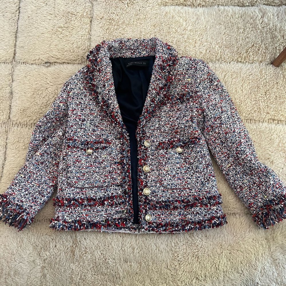 ZARA BLAZER TWEED FRAYED MULTICOLOR BOUCLE GOLD BUTTONS COAT JACKET SIZE XS NEW